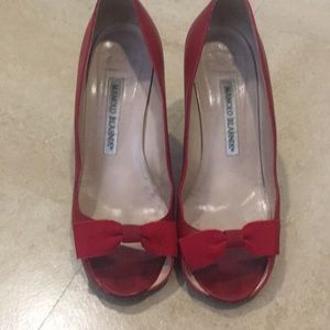 Manolo Blahnik red shoes